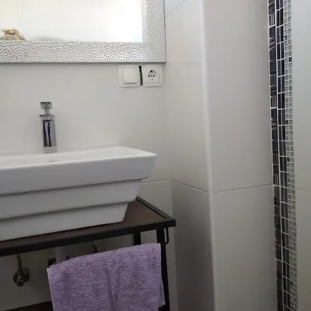 Dandy Apartment *