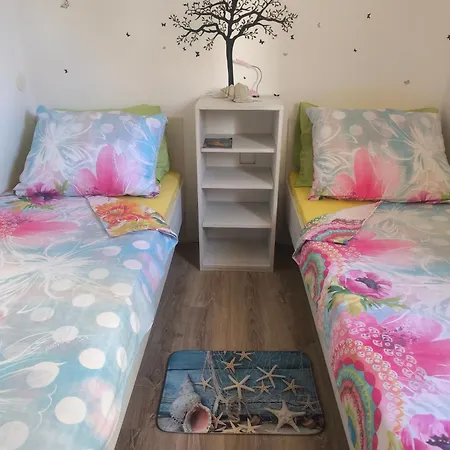 Dandy Apartment