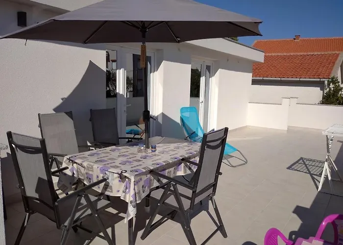 Апартаменты Dandy *